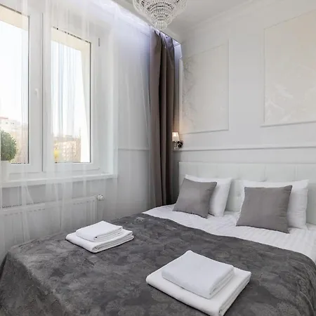 Rent Like - Mila 9 Apartment