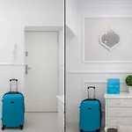 Rent Like - Mila 9 Hotel *