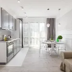 Rent Like - Mila 9 Varsovia