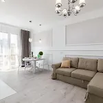 Rent Like - Mila 9 Hotel Varsovia
