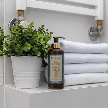 Rent Like - Mila 9 Varšava